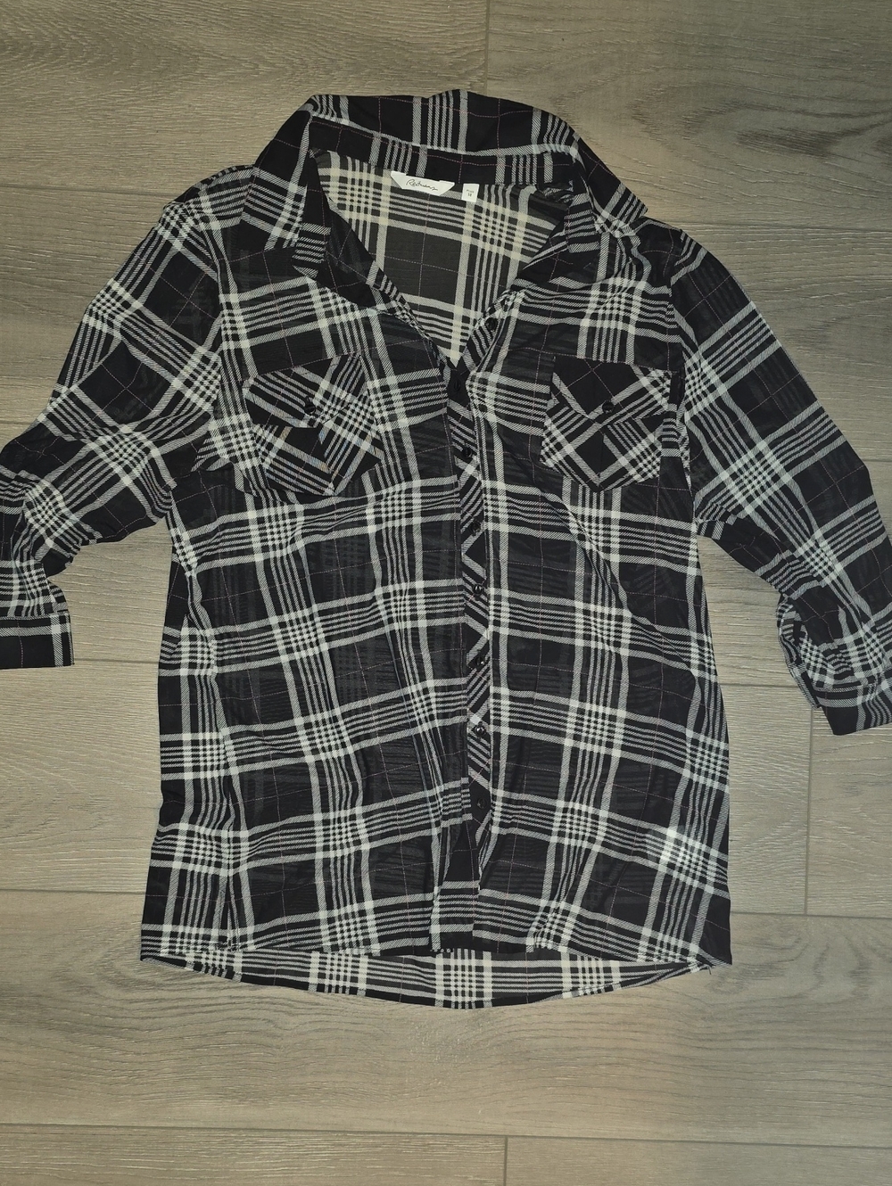 Wonens Black & White Plaid Button-Up Shirt